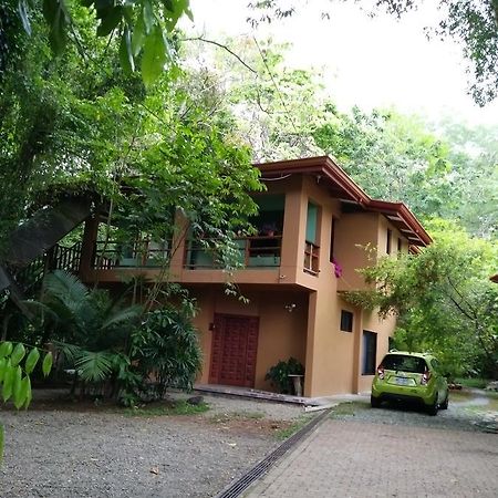 Hospedaje El Bosquecito อูวีตา ภายนอก รูปภาพ