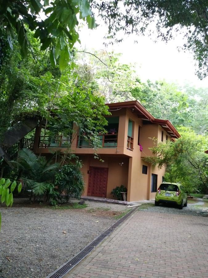 Hospedaje El Bosquecito อูวีตา ภายนอก รูปภาพ