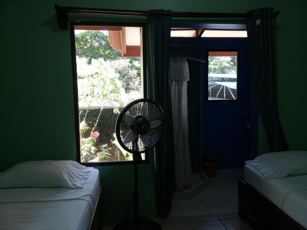 Hospedaje El Bosquecito อูวีตา ภายนอก รูปภาพ