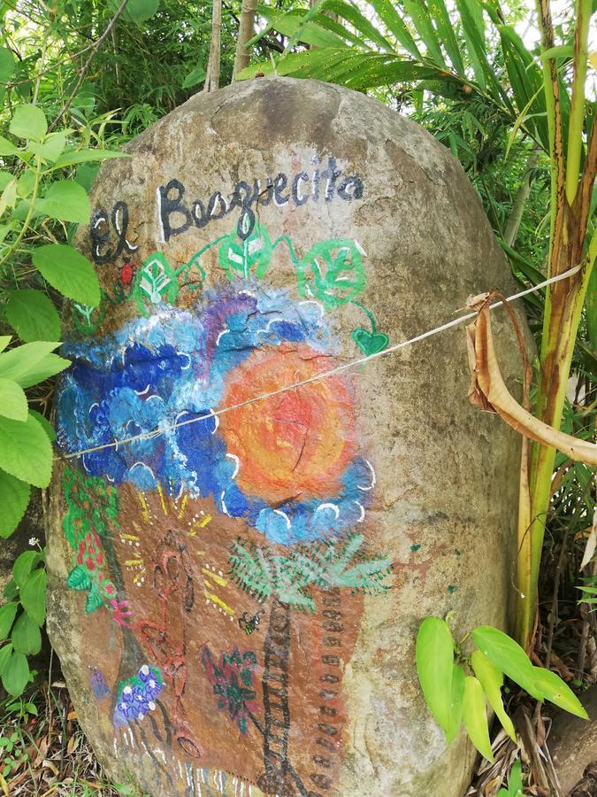 Hospedaje El Bosquecito อูวีตา ภายนอก รูปภาพ