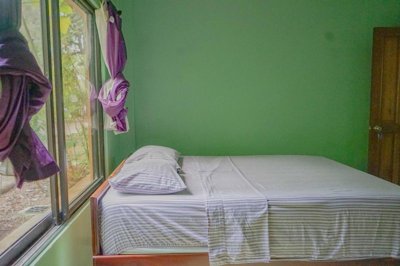 Hospedaje El Bosquecito อูวีตา ภายนอก รูปภาพ